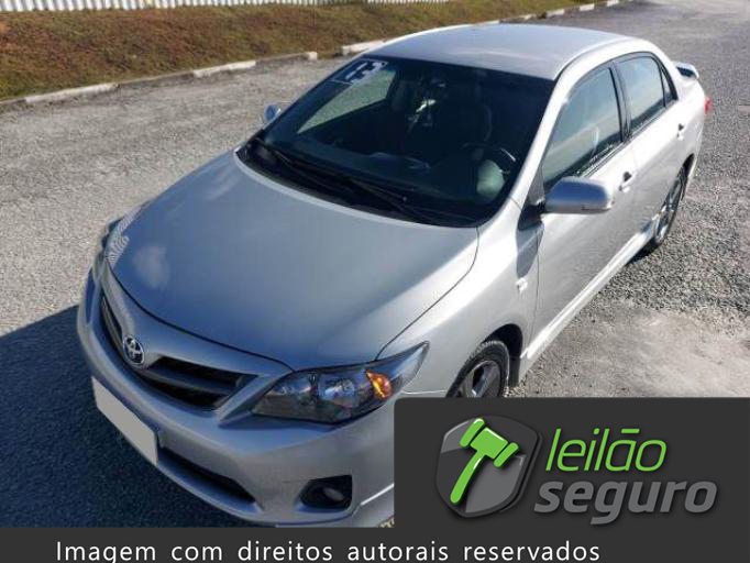 LOTE 05 - TOYOTA COROLLA 2013