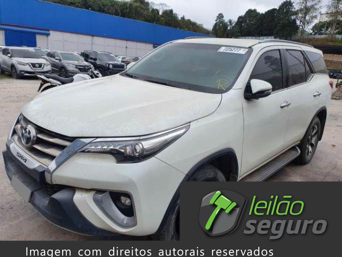 LOTE 010 TOYOTA SW4 2019 