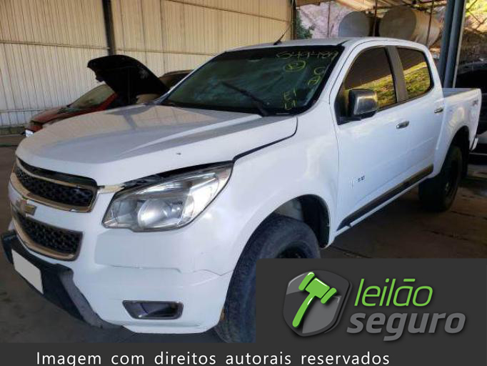 LOTE 028 CHEVROLET S10 2014