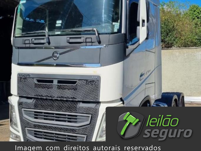LOTE 007 VOLVO FH-460 2018