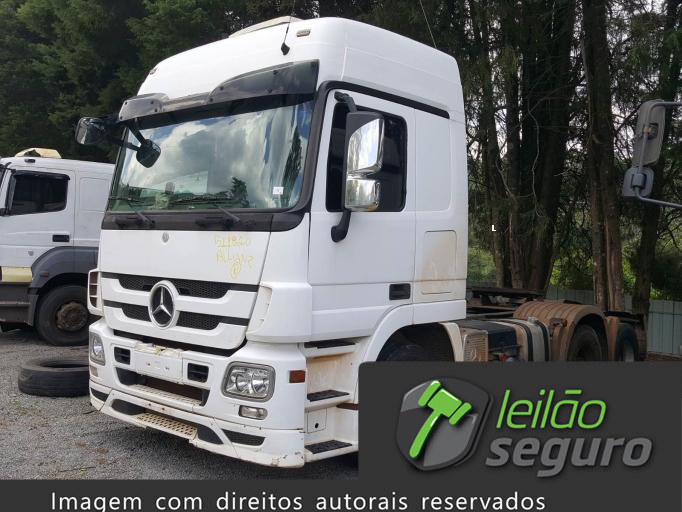 LOTE 023 MERCEDES BENZ ACTROS 2012 