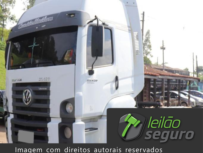 LOTE 028 VOLKSWAGEN CONSTELLATION 2014 