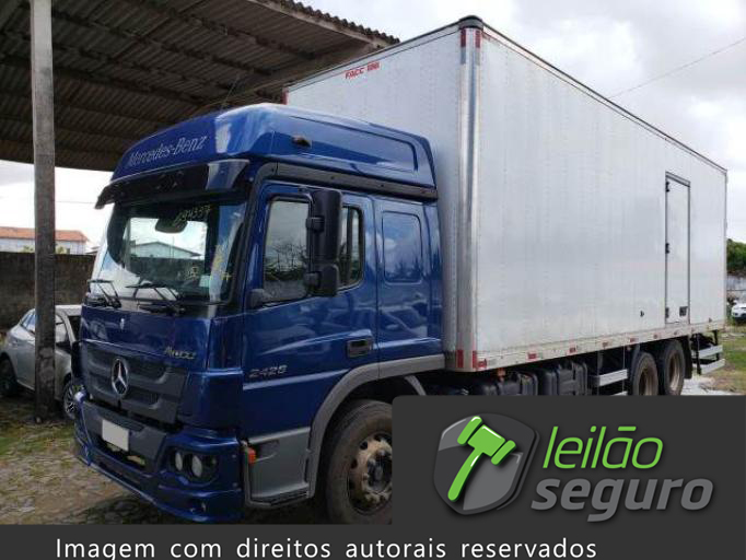 LOTE 031 MERCEDES BENZ ATEGO 2021