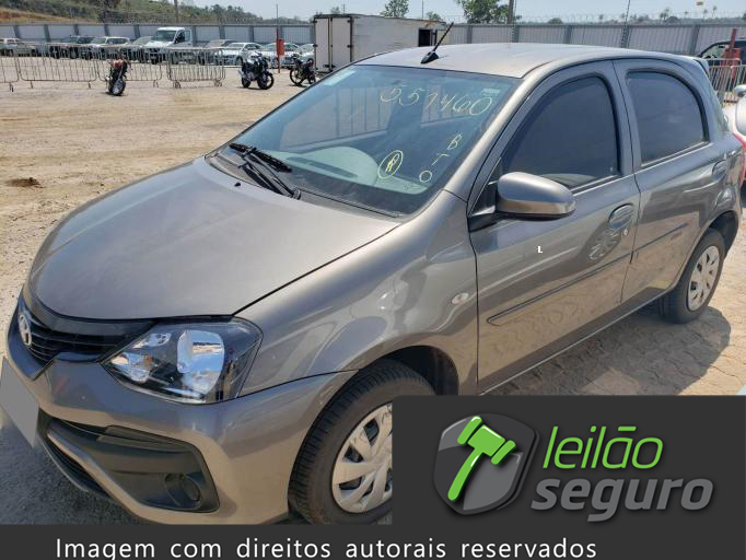 LOTE 029 TOYOTA ETIOS 2019