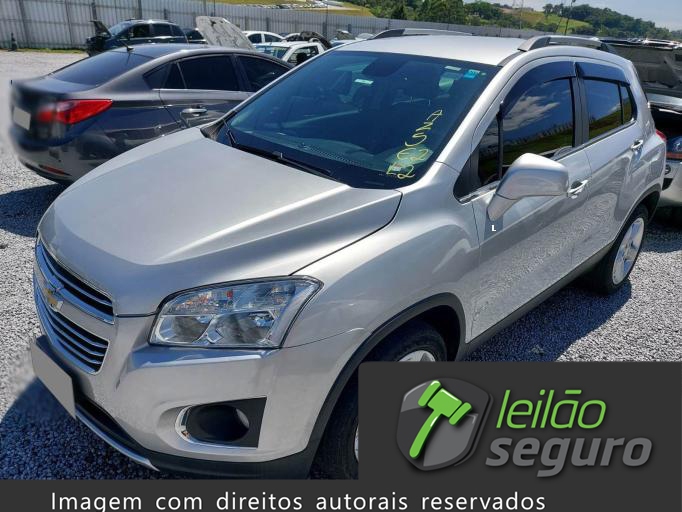 LOTE 040 CHEVROLET TRACKER 2015