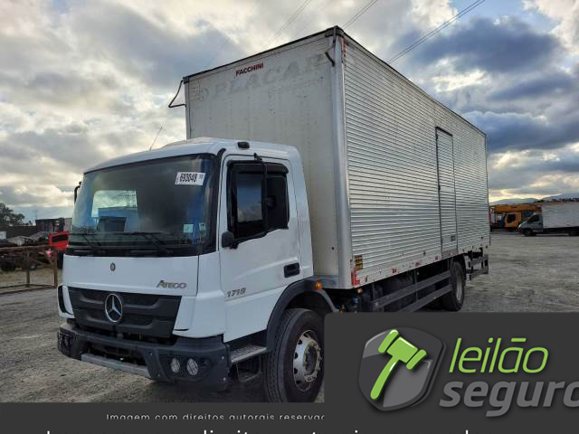 LOTE 004 MERCEDES BENZ ATEGO 1719 2022