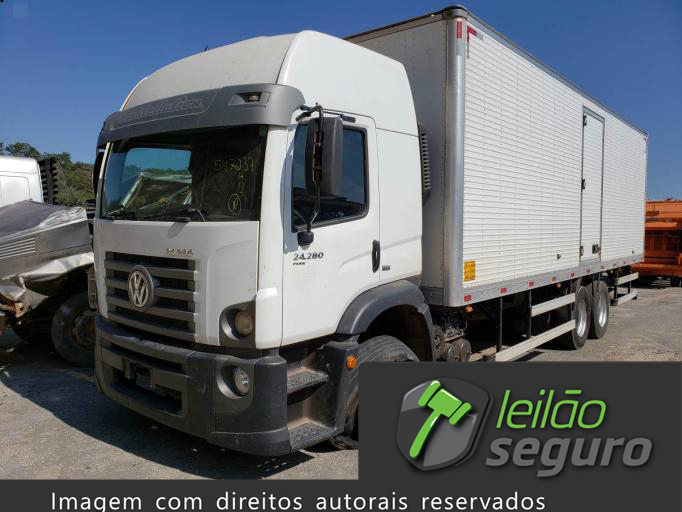 LOTE 001 VOLKSWAGEN CONSTELLATION 2020