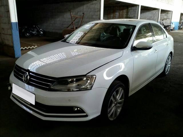 LOTE 097 Volkswagen Jetta 1.4 TSI Trendline