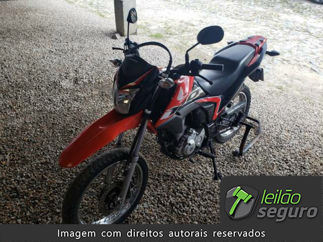 LOTE 004 - HONDA NXR 160 BROS ESDD FLEXONE 2020