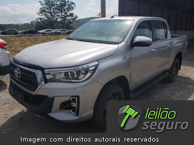 LOTE 004 TOYOTA HILUX CD 2019