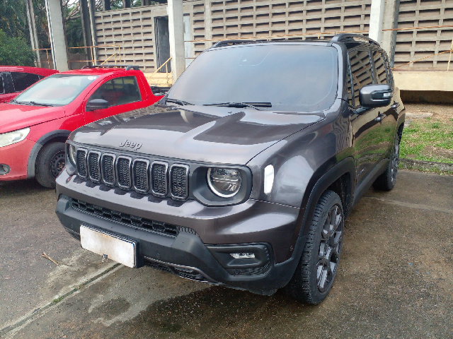 LOTE 021 RENEGADE S T2704X4 2022/2022 