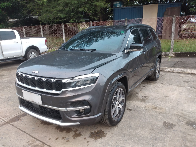 LOTE 027 COMMANDER OVR T270 2023/2023 