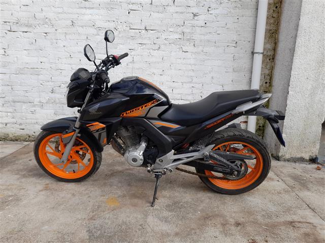 LOTE 012 CB250F TWISTER A S 2021/2021 