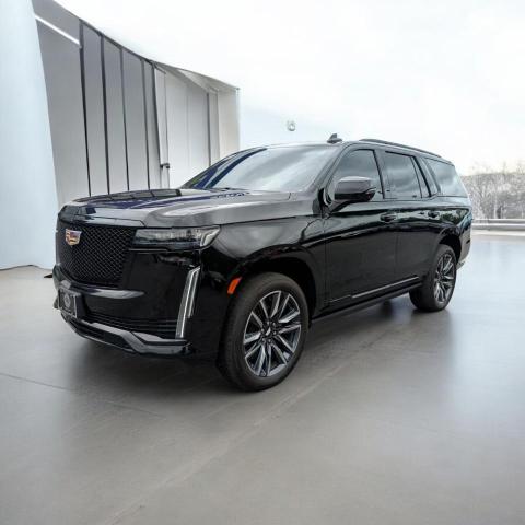 LOTE 002 CADILLAC ESCALADE SPORT