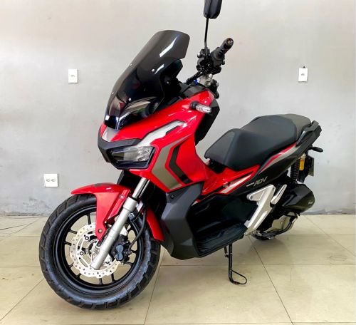 LOTE 011 HONDA ADV 150