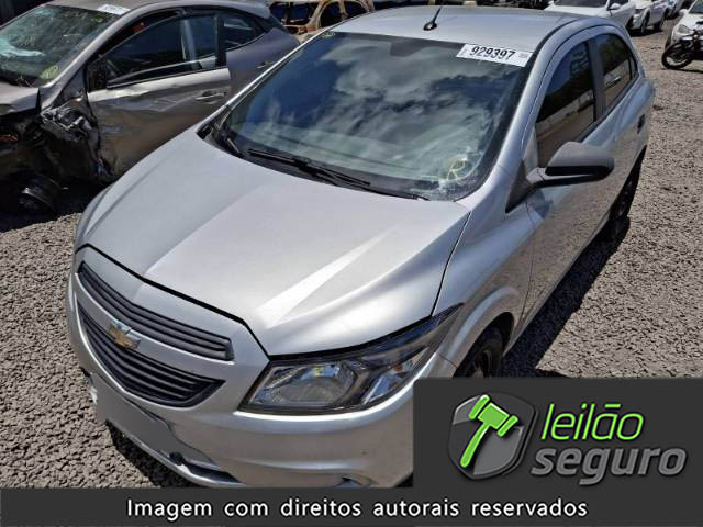 LOTE 013 CHEVROLET ONIX 