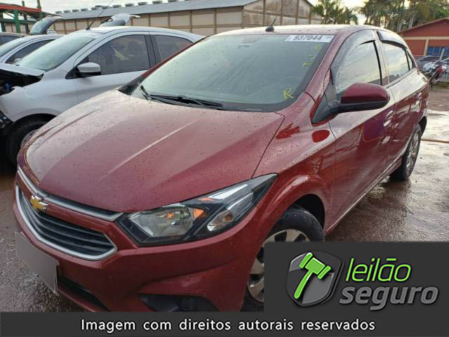 LOTE 014 CHEVROLET ONIX