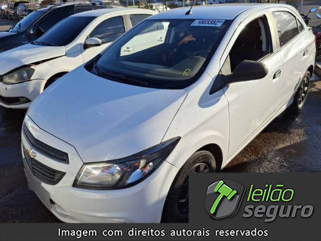 LOTE 022 CHEVROLET ONIX 