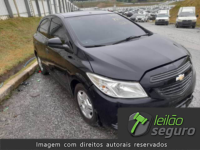 LOTE 028 CHEVROLET ONIX 
