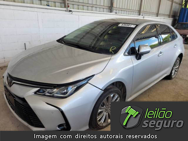 LOTE 003 TOYOTA COROLLA